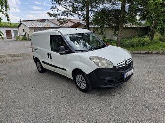 Opel combo 1.3D 2013 - 1