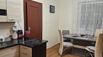 Na prenájom 3 izbový byt v rodinnom dome so samostatným vcho