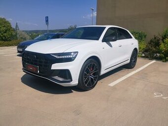 Audi Q8 55 TFSI quattro Competition Plus – 06/2022