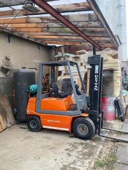 VZV Detvan sv20 LPG
