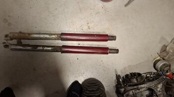 Predné tlmiče na Jawa ČZ kyvacka