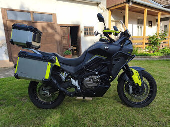 QJ Motor SVT650X - 3 kufre, 1.majiteľ, v záruke ešte 2 roky