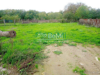 Predaj pozemku pre výstavbu rodinného domu - Jur nad Hronom 