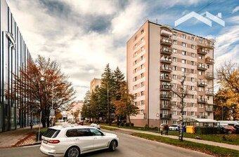 Štýlový 2-izbový byt s balkónom v absolútnom centre Lučenca