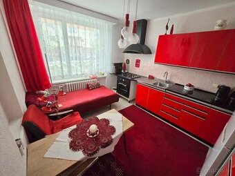 Predaj 5 izb.radového domu v mestskej časti Budatín