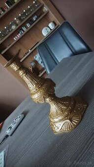 stary historicky svietnik