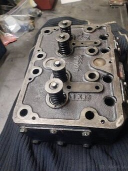 Predam hlavu Na Zetor 25 vhodná na opravu