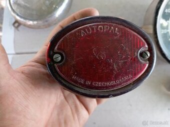 Predám zadné svetlo autopal na škoda zetor 25