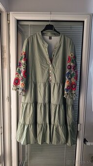 Dámske šaty zelené nové veľkosť XL 44