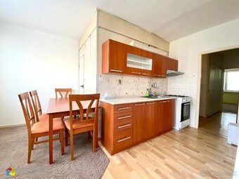 Trojizbový byt, Žiar nad Hronom, sídlisko Etapa, 82 m2