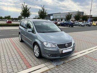 Volkswagen Touran 2.0 TDi 125kw DSG digi klima
