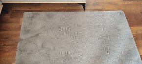 140x200 koberec šedý