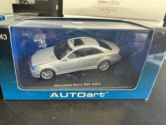 Mercedes AMG 1/43