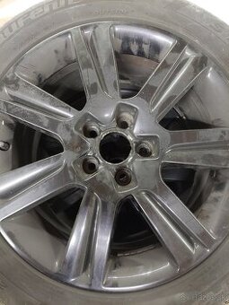 Audi - 225/50 R17