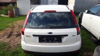FORD FIESTA 1,4 TDCI - Svetlo zadné facelift