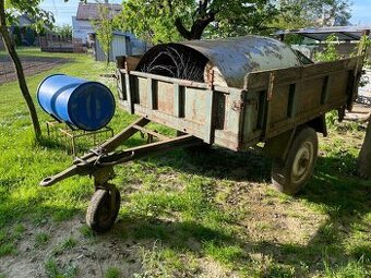 Vlečka na traktor