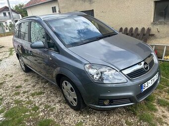 Opel zafira 7miestna/2006