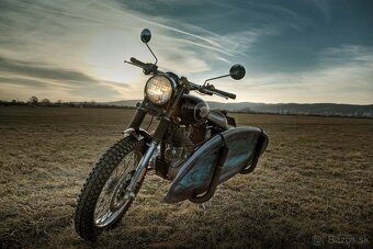 Royal Enfield Bullet 500 – Custom Scrambler