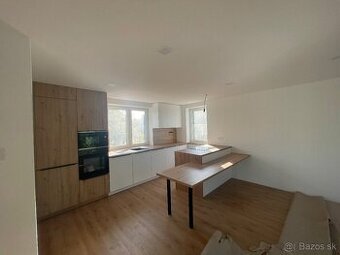 MH190- Zľava 20.000,- eur Na predaj rodinného domu