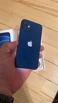 Apple iPhone 12 64GB 79% Batéria