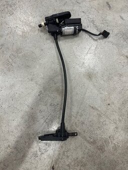 BMW E38/E39 motorcek predných sedačiek