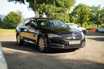 ŠKODA SUPERB COMBI STYLE 2.0 TDI DSG