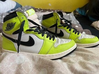 Air Jordan 1 Retro High OG Visionaire