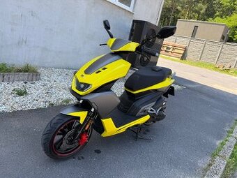 Predám skúter Motorro X1 125i r.v 2022 naj. 890km