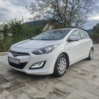 Hyundai i30 1.4i MPI DOHC CVVT Comfort