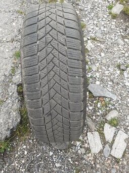 Pneumatiky 215/65R16