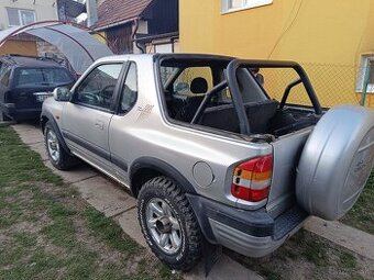 Opel Fronteta
