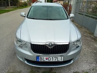 Škoda Superb 2011 2.0tdi DSG Elegance