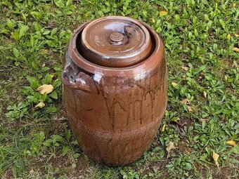 Sudy 30l, konva na masť, váha, klobásovač, jogurovač