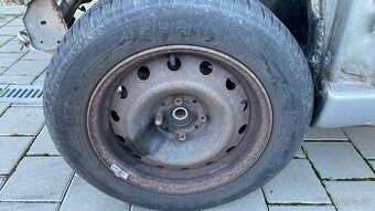Zimné pneu 185/65 R15 na plechových diskoch 4x108