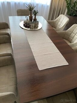 Predám jedálenský stôl