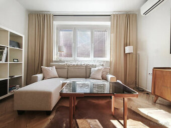 P R E N Á J O M - zariadený byt + parkovacie státie