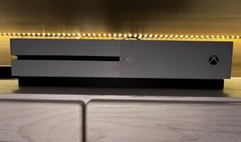 XBOX ONE S 500GB + HRY