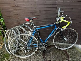 Pánsky cestný bicykel Favorit