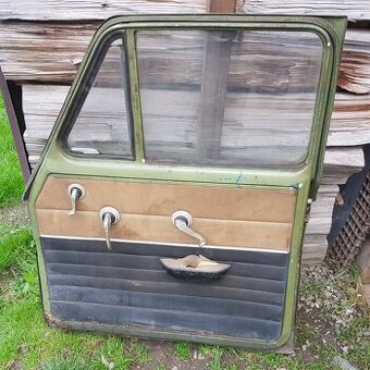 Dvere na Skoda 1000