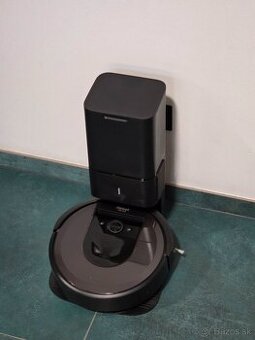 iRobot Roomba i7+