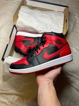 Air Jordan 1 Mid