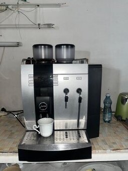 Profesionálny kávovar,automaticky po repase
