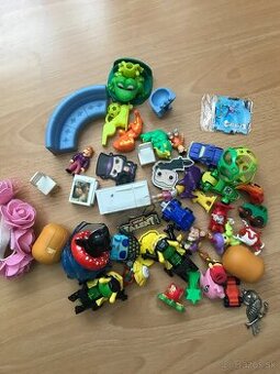 Darujem hračky.