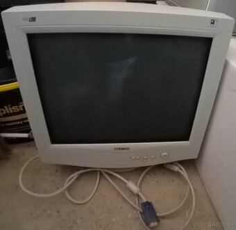 CRT monitor Philips 17" 107T20 funkčný