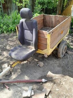Predam vozik za malotraktor