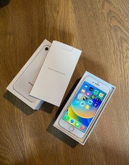 Apple iPhone 8 128GB S príslušenstvom