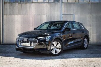 Audi E-tron 55 quattro, 300kW, Webasto, Vzduch, ťažné