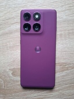 Edge 60 Pro