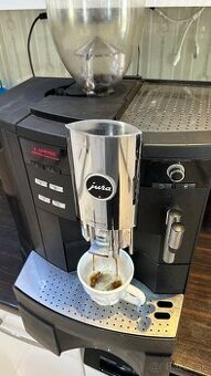 Predam profi automaticky kavovar Jura IMPRESSA Xs9 Classic -