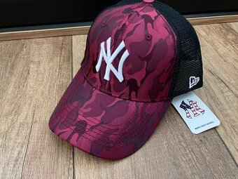 Šiltovka New York bordová